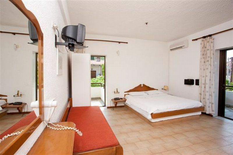 Golden Beach Potidea Nea Poteidaia Exterior foto